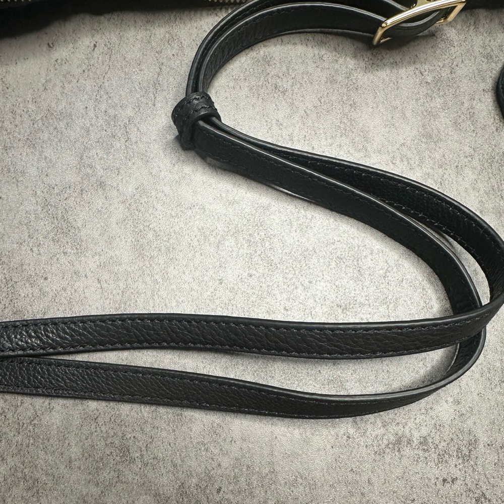 Vintage Margot Shearling Bag with Leather Straps - Picture 6 of 6